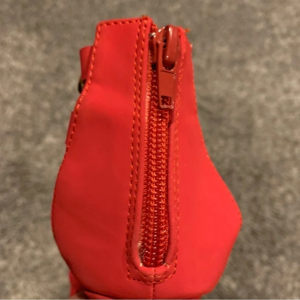 Qupid never size worn